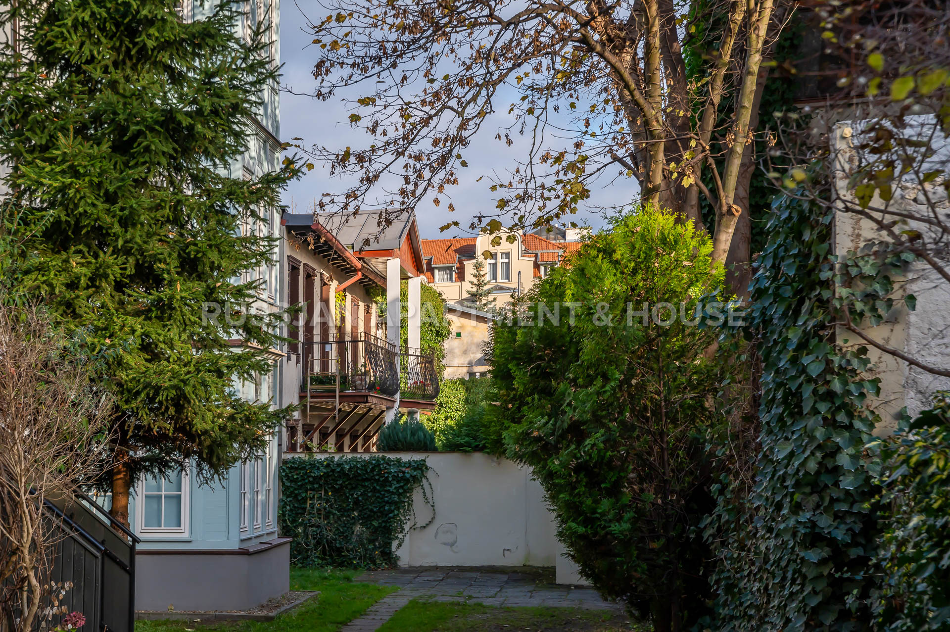  Ulica Winieckiego | RUSSJAN Apartment & House