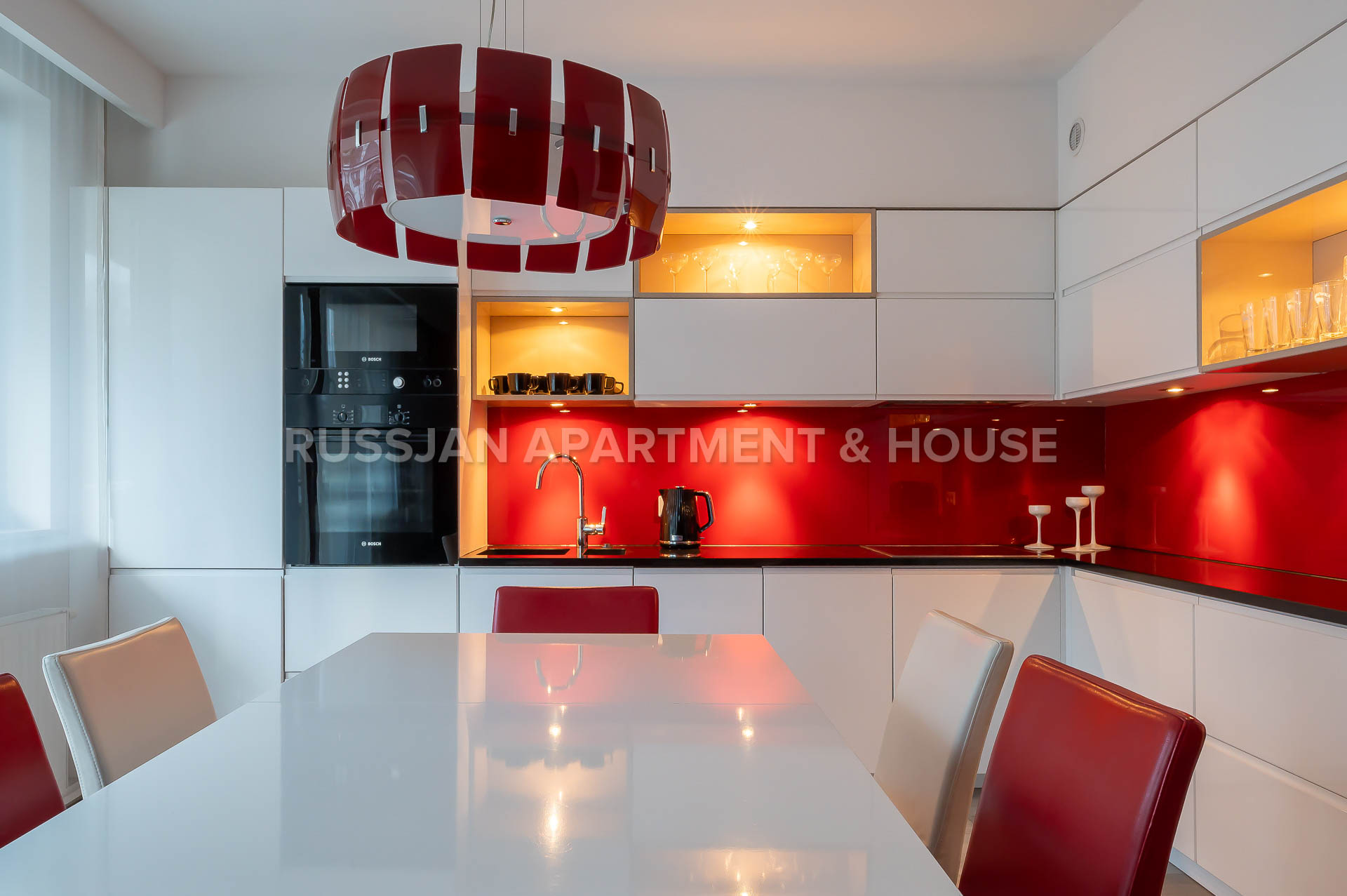  Ulica Armii Krajowej | RUSSJAN Apartment & House