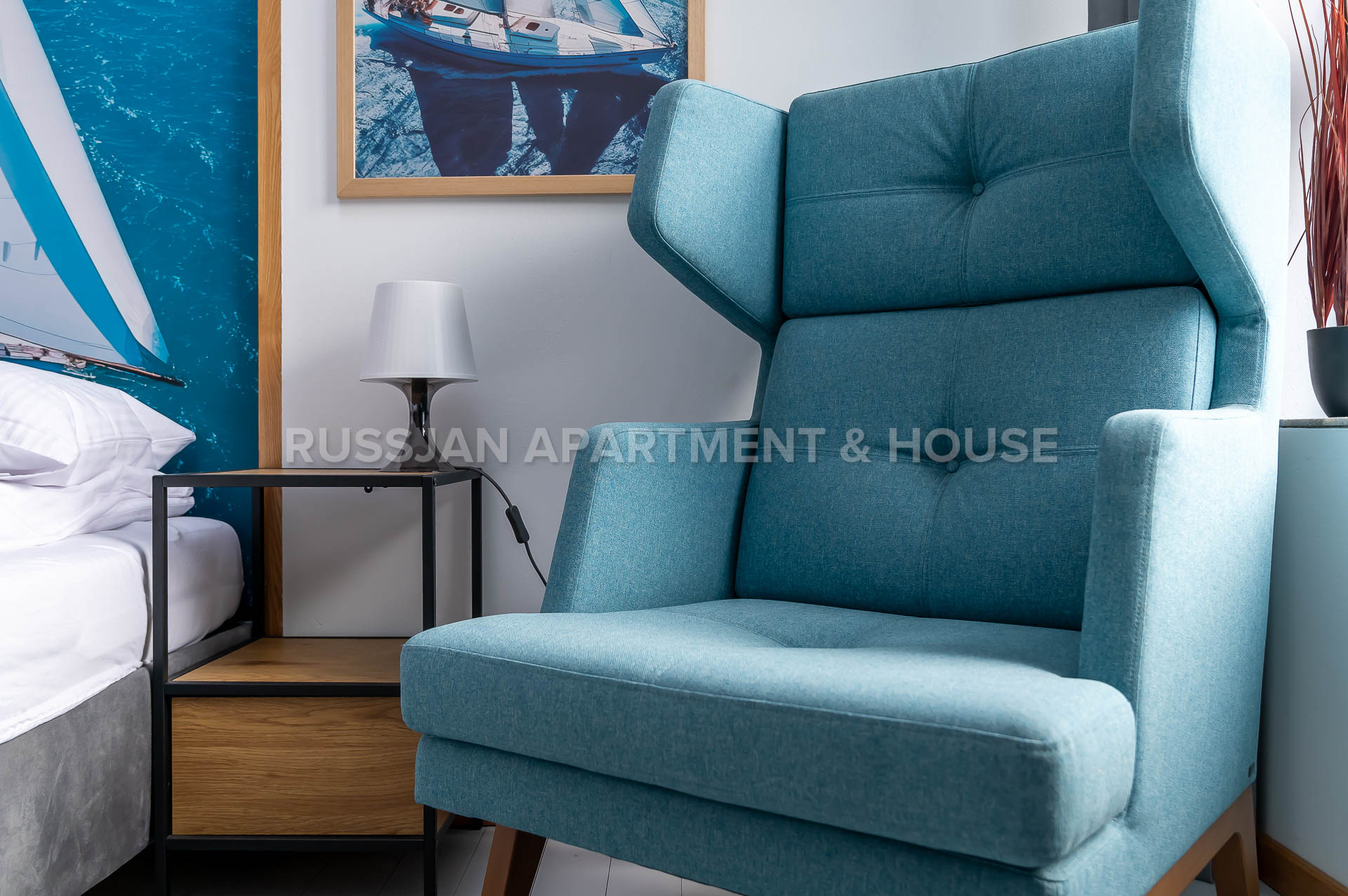 z balkonem, tarasem 100 m2