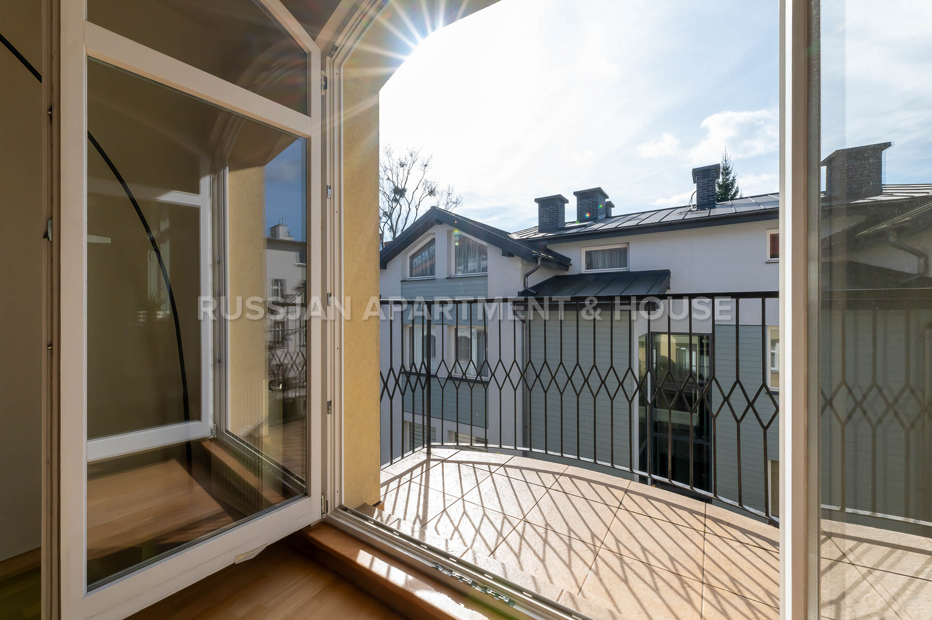  Ulica Gen. Stanisława Fiszera | RUSSJAN Apartment & House