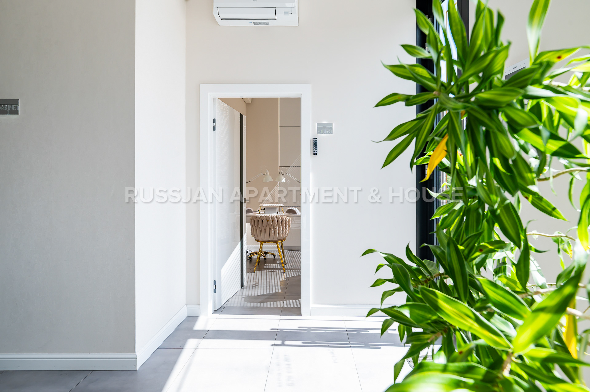 Lokal handlowo - usługowy Gdynia Ulica Al.Zwycięstwa | RUSSJAN Apartment & House