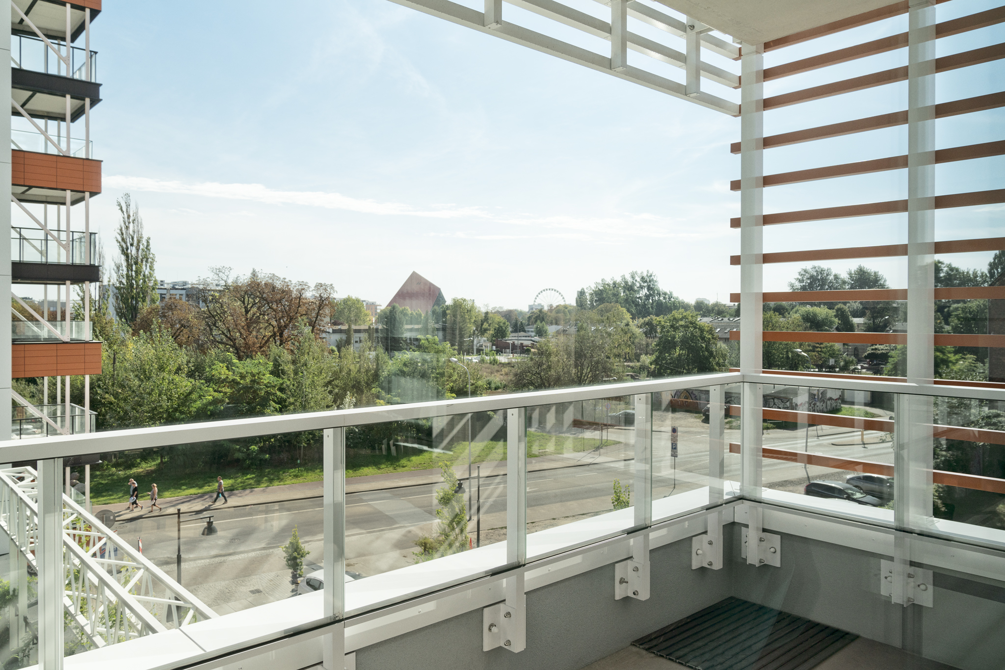  z balkonem parking w garażu 44 m2