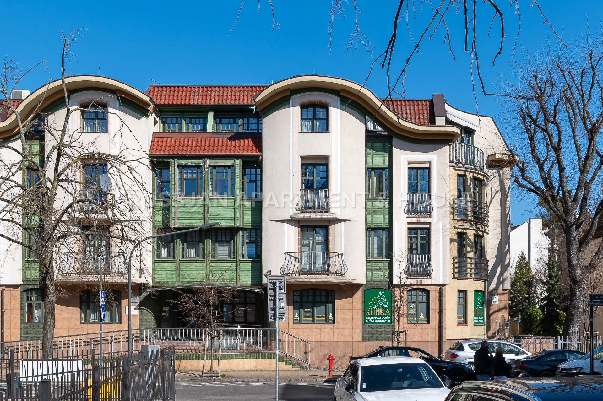  z balkonem parking w garażu 187 m2