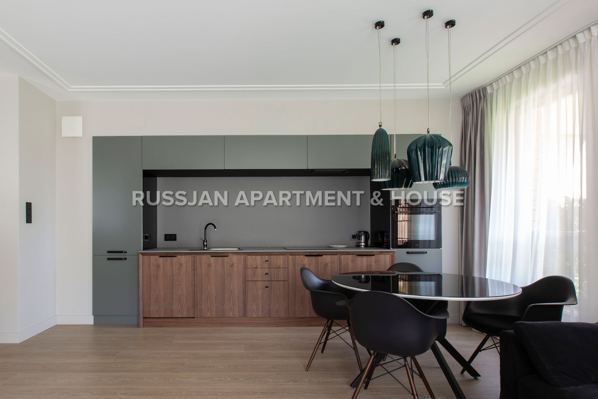 APARTAMENT GDAŃSK BRZEŹNO - Designerskie trzypokojowe mieszkanie blisko morza - Russjan