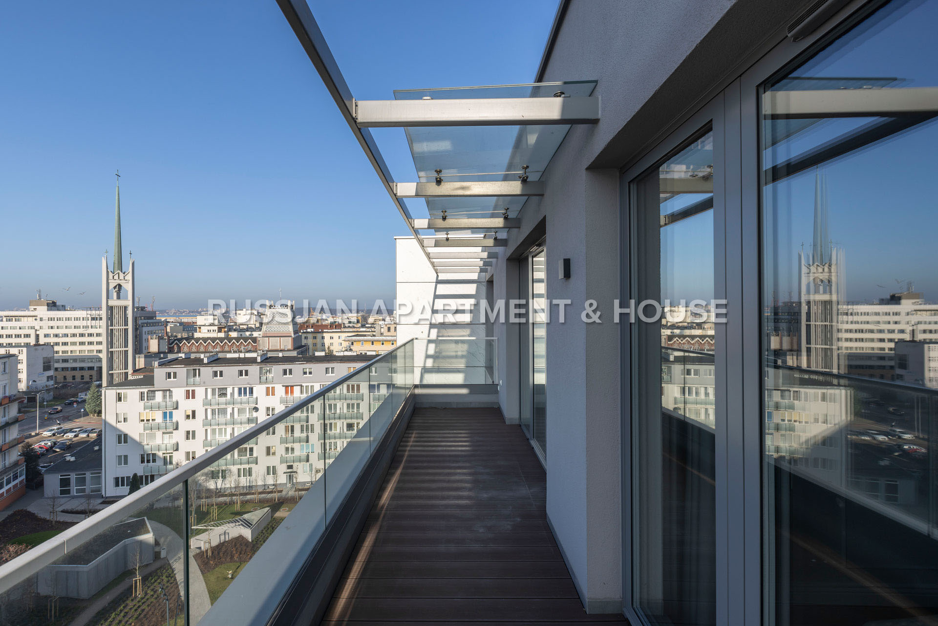 Apartament Gdynia Śródmieście - Trzypokojowy apartament w nowoczesnej inwestycji Plac Unii - Russjan