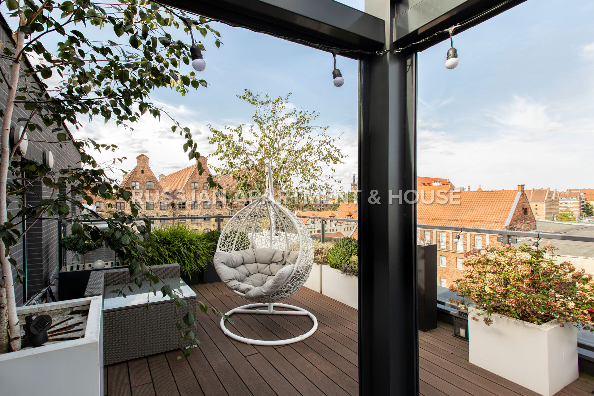 APARTAMENT GDAŃSK ŚRÓDMIEŚCIE - Niebanalny penthouse z widokiem na Bazylikę Mariacką  - Russjan