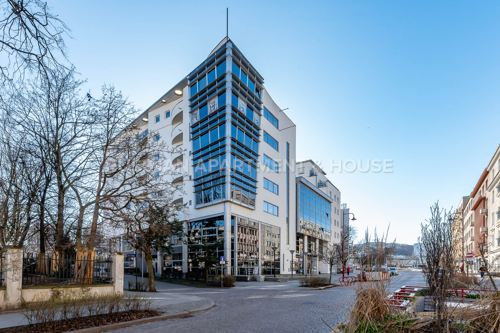 lokal handlowo-usługowy Gdynia Śródmieście  - Atrakcyjny lokal o powierzchni 19,50 m2  w Gdyni  - Russjan